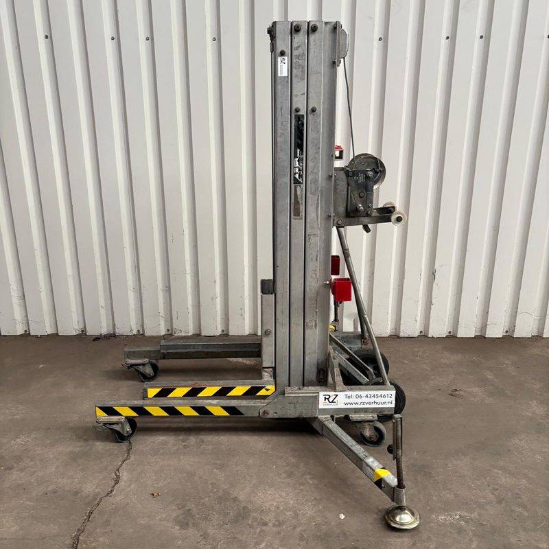 Kanalenlift 500 kg tot hoogte 4,80 meter